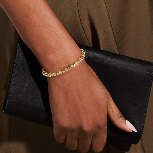 Elegant Bracelet with Round and Leaf Style CZ Diamonds